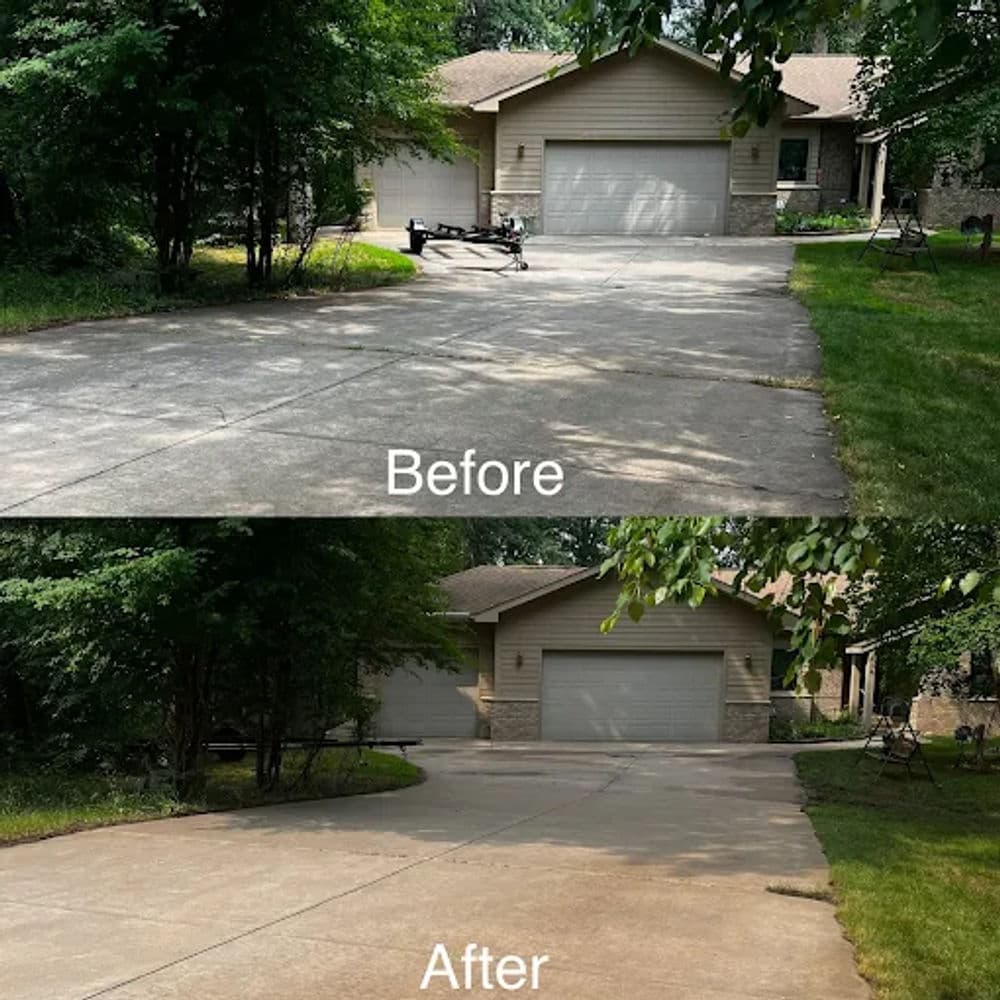 Gallery photos for Driveway and Siding Cleaning Excellence in Afton MN: Image #1